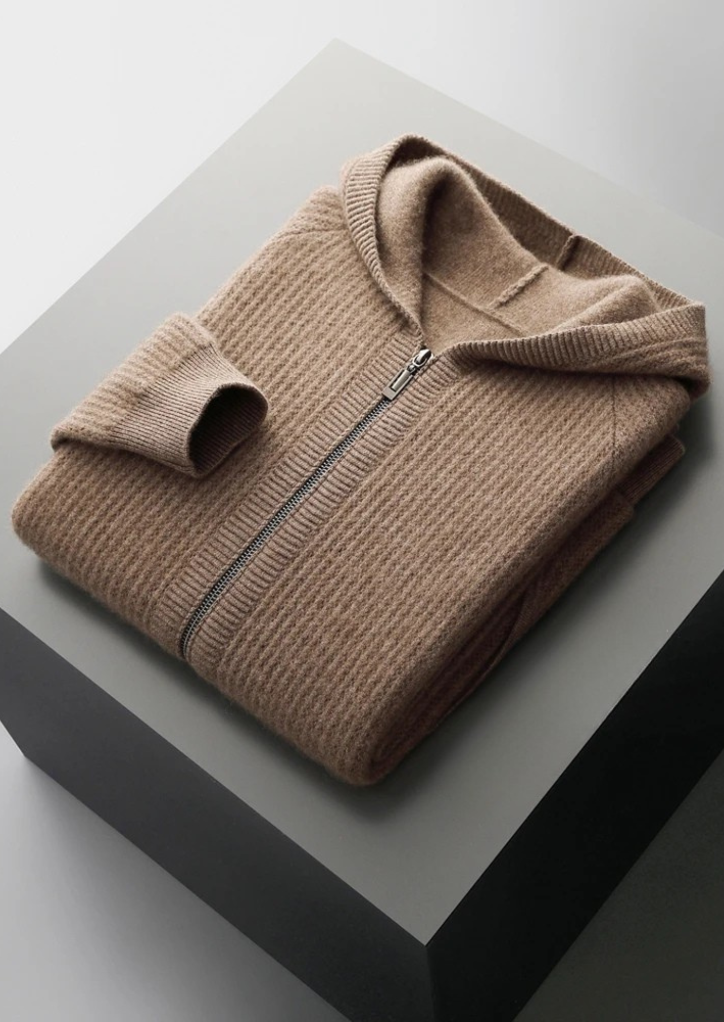 RIBBED ZIPPER HOODIE