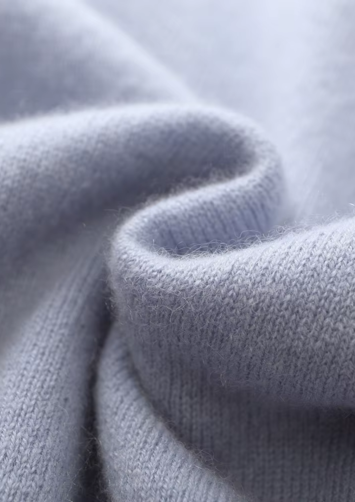 WOOL ZIP CARDIGAN