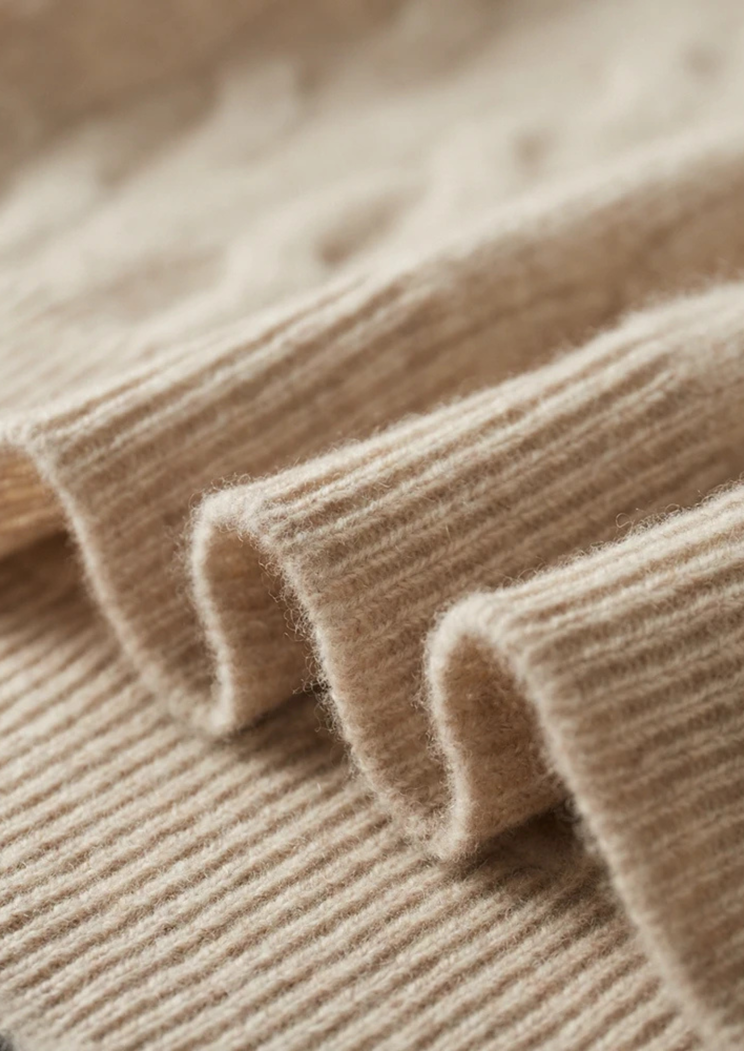 WOOL CABLE HALF ZIP