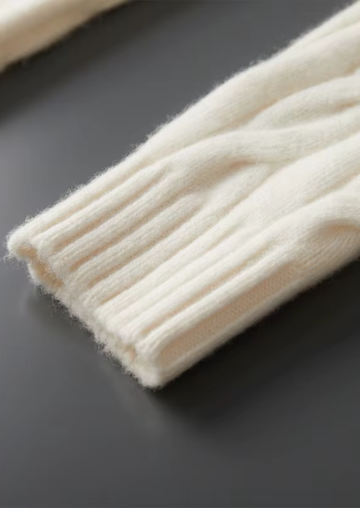 WOOL DUAL-ZIP CABLE CARDIGAN