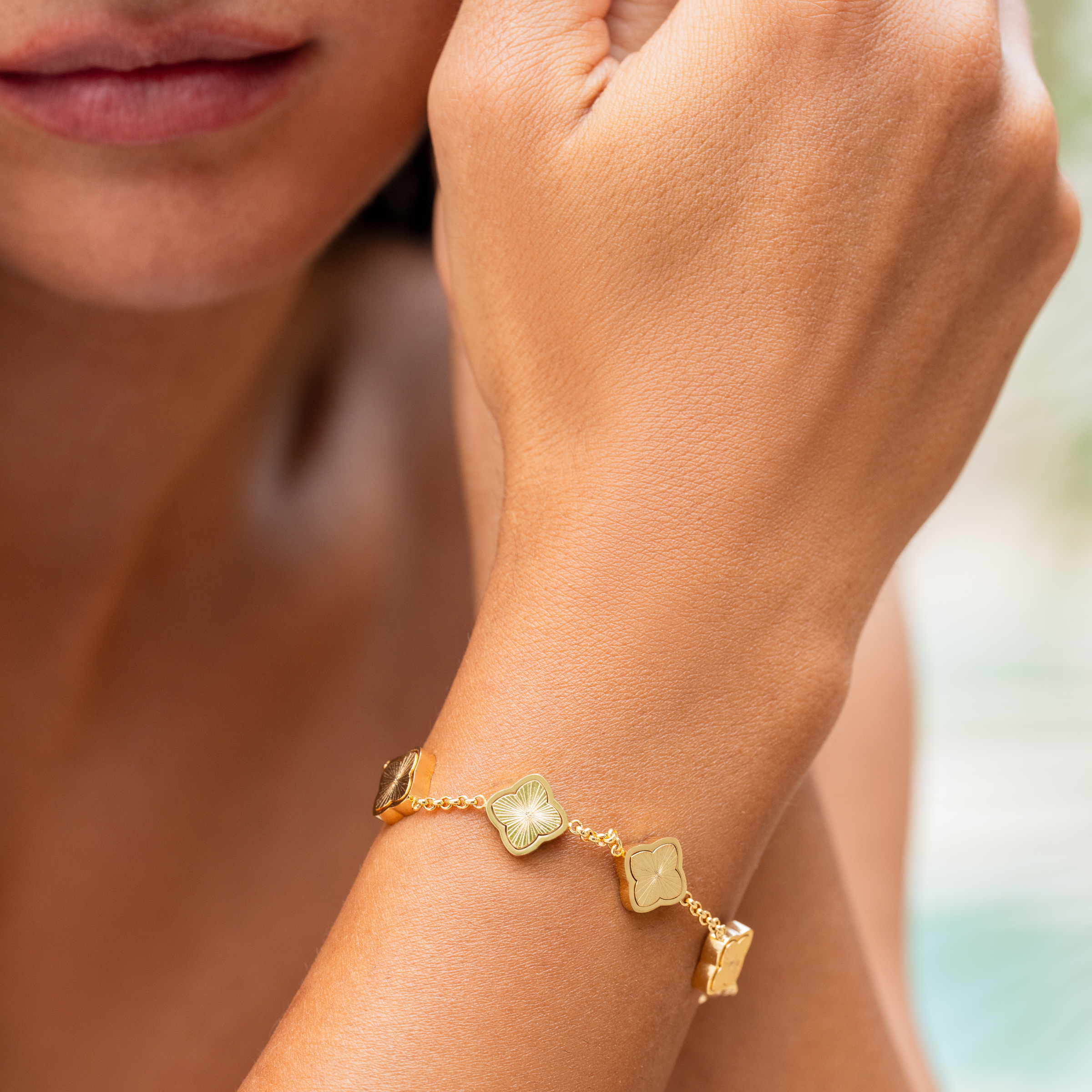 Gold Clover Bracelet