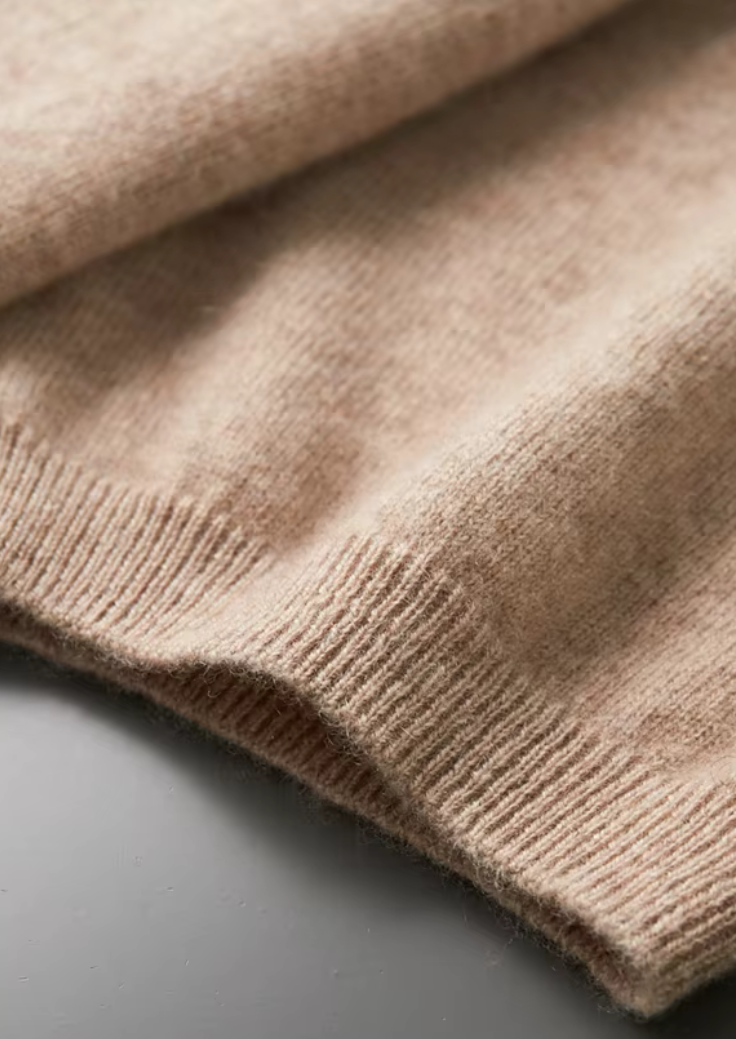 100% CASHMERE CLASSIC CREWNECK T-SHIRT