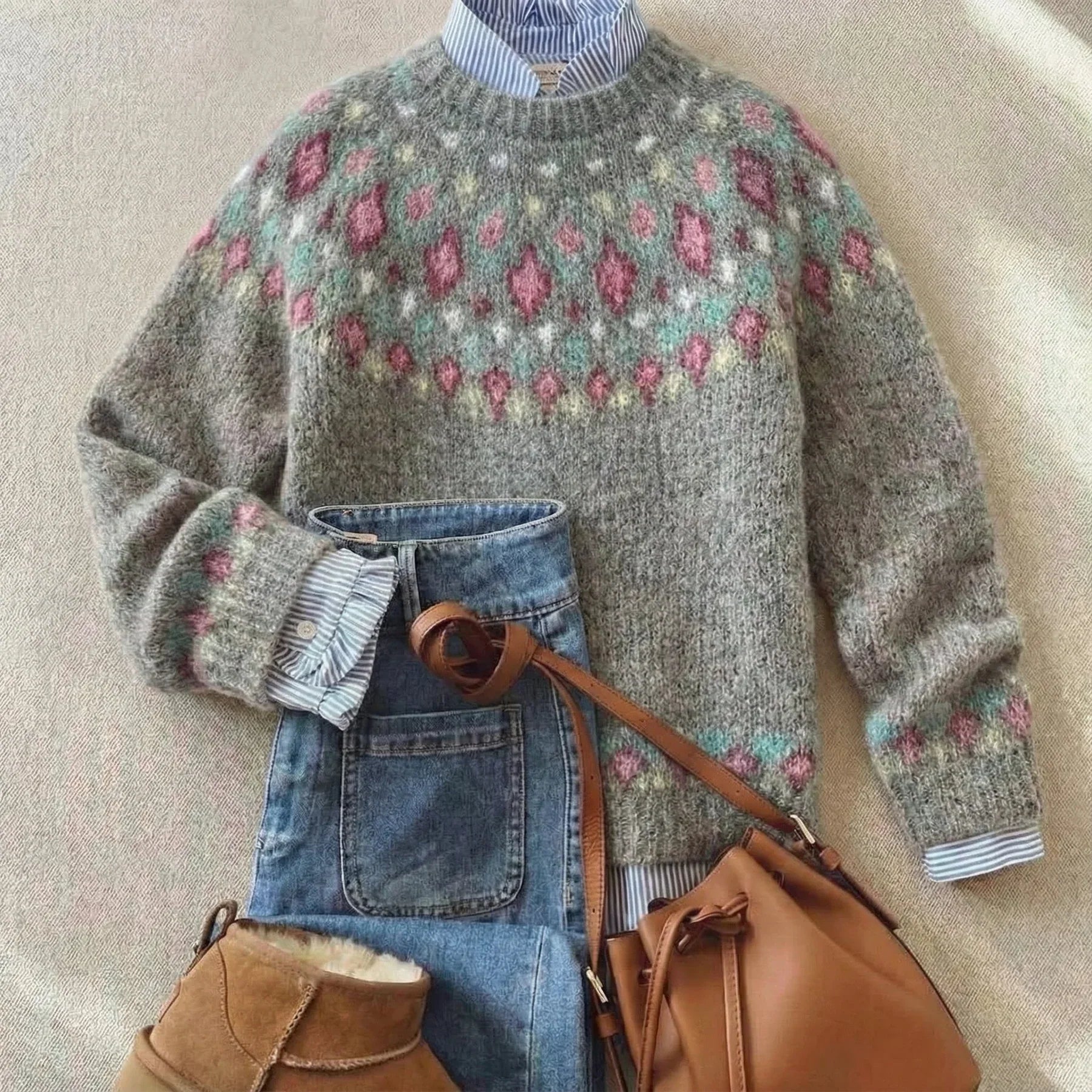 OLARA | CHIC VINTAGE KNIT SWEATER