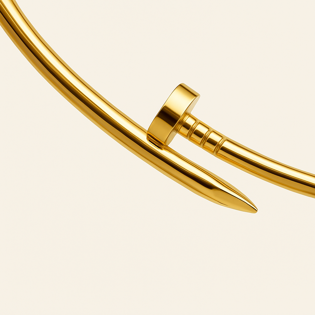 SPIJKER Elegant Gold Necklace