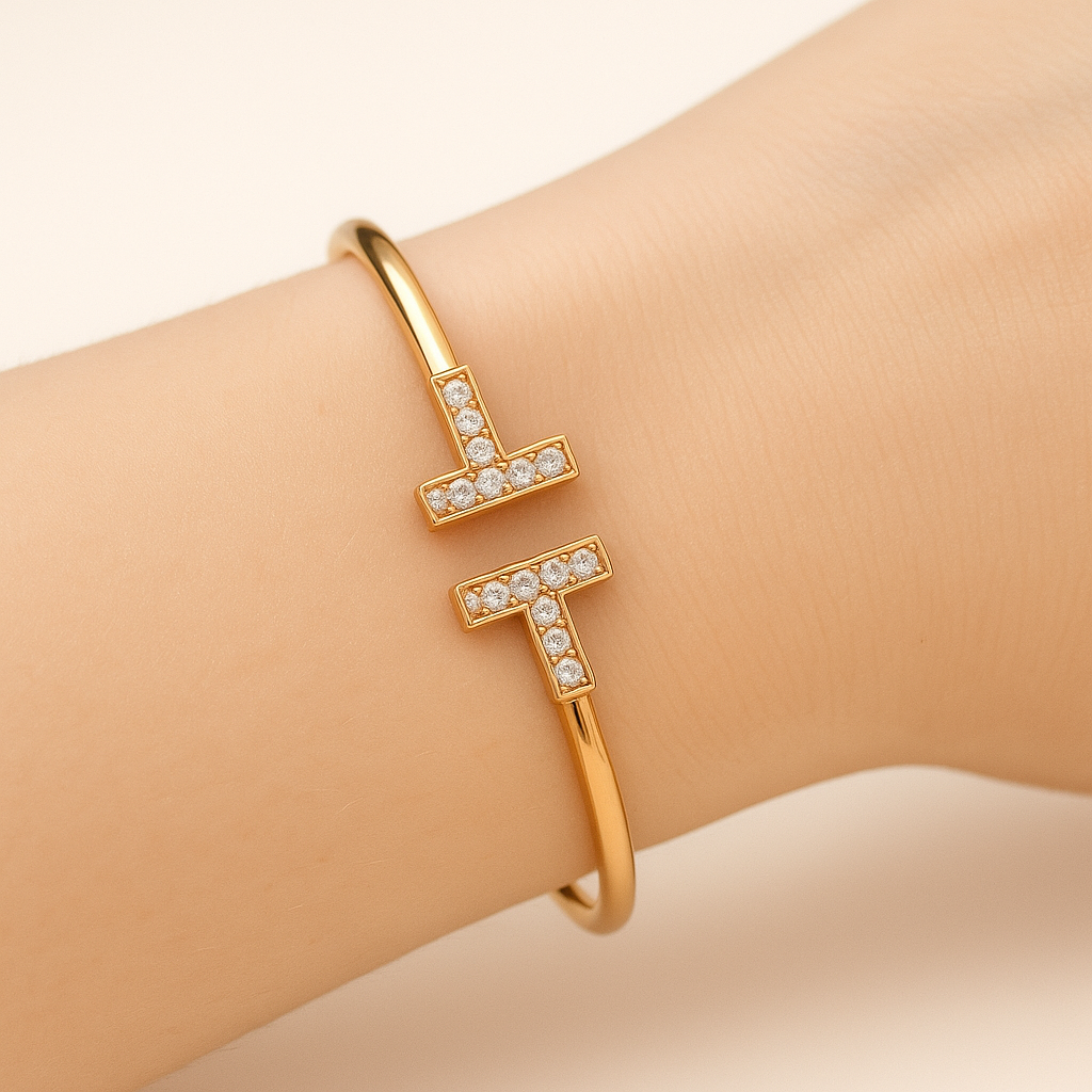 TESS 'T' Charm Bracelet