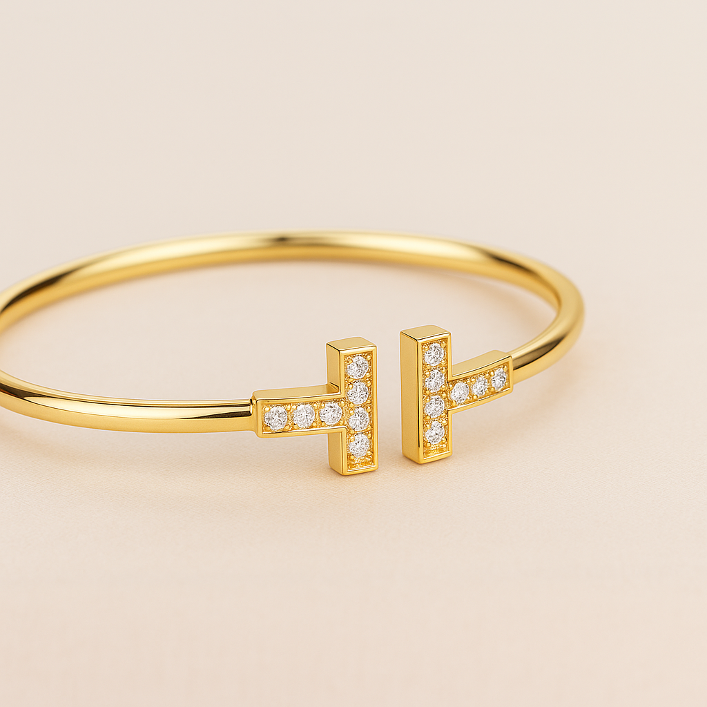 TESS 'T' Charm Bracelet