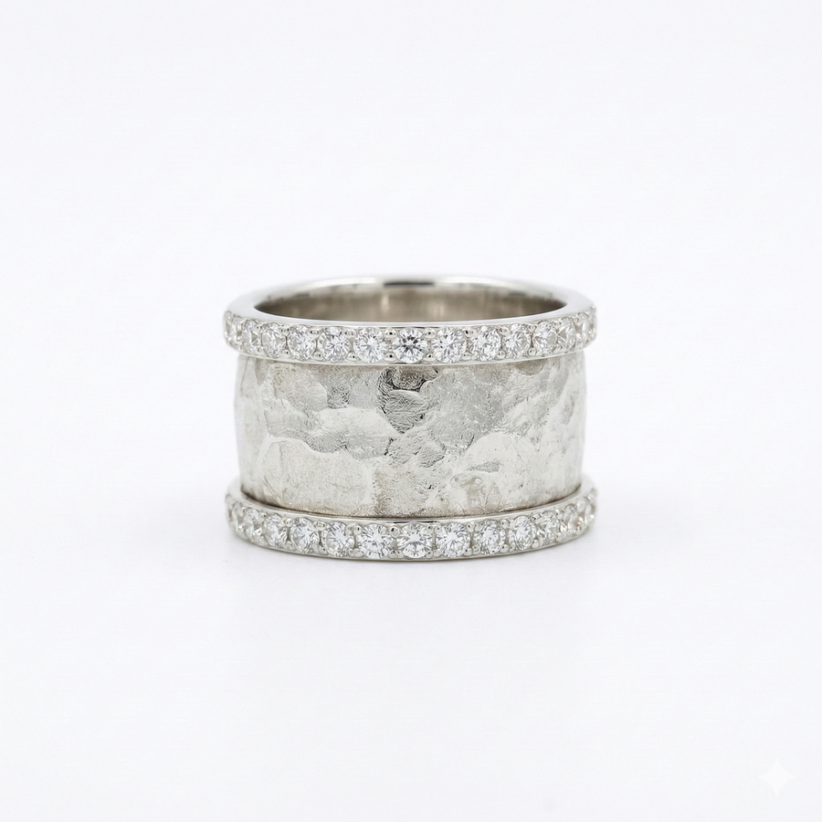 VINTAGE SILVERED ZIRCONIA RING
