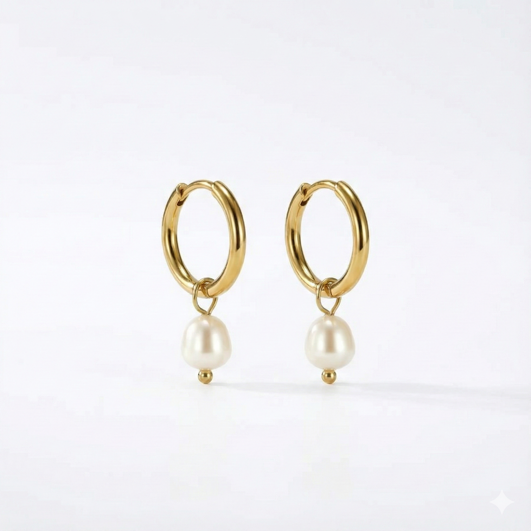 Bella Freshwater Pearl Earrings