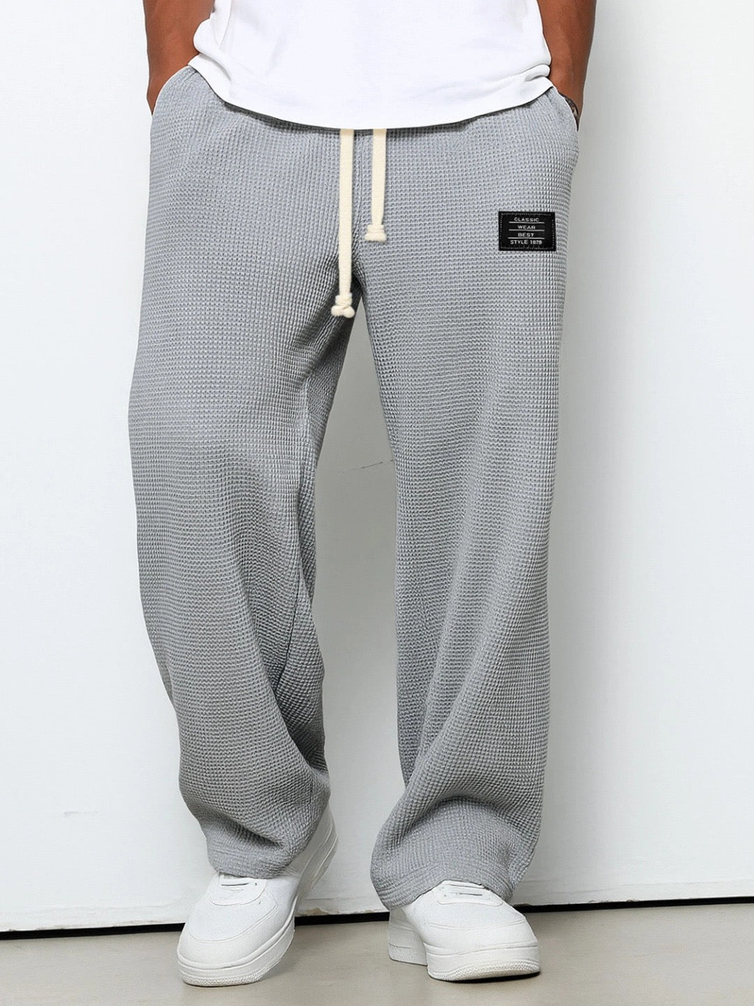 MEN'S PANTS WITH A COMFORTABLE CUT