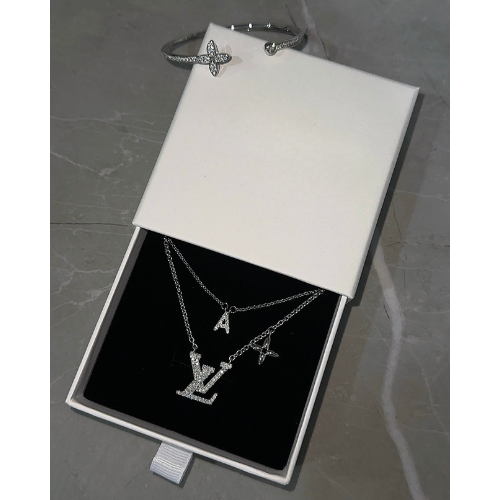 Louis Vuitton Necklace