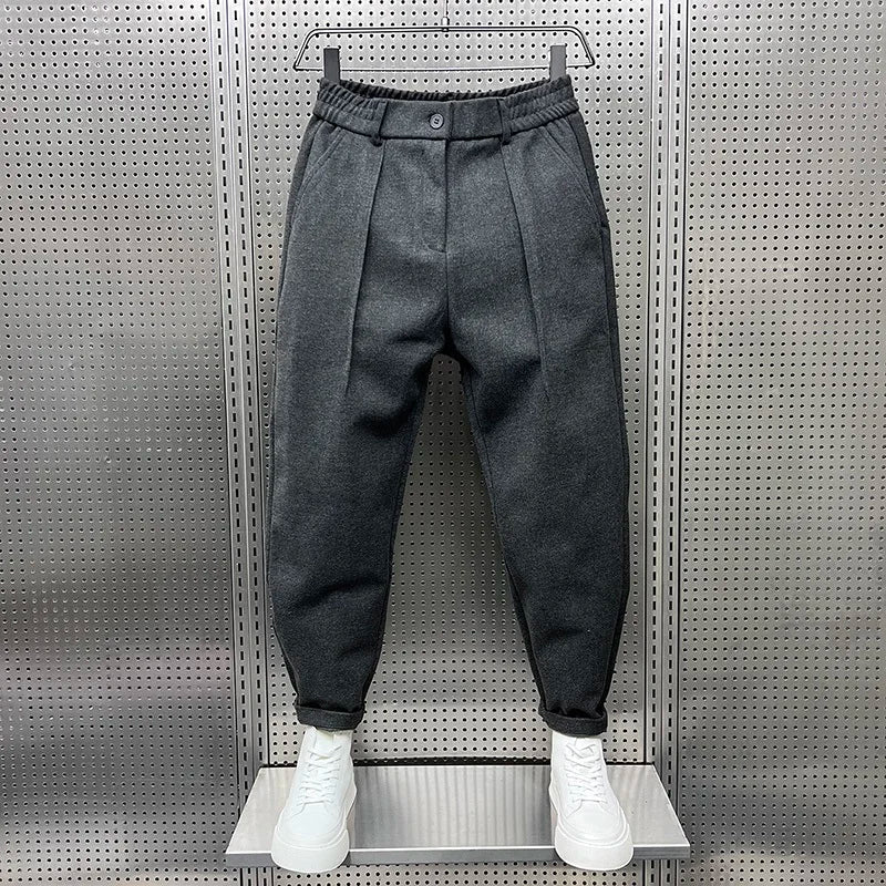 TEXTURED TAPERED PANTS