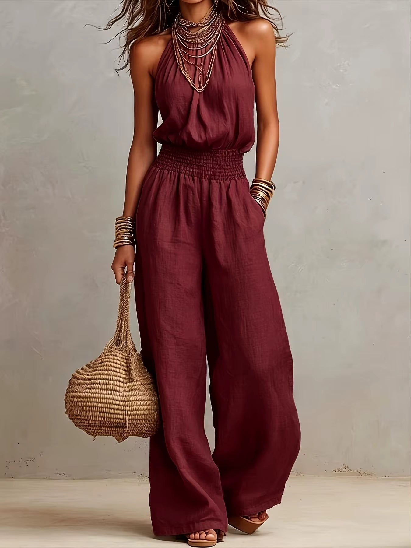Valeria | Tuta Elegante con Scollo Halter