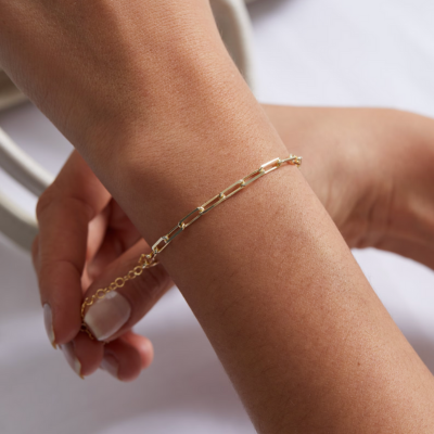 MAUI Gold Paperclip Chain Bracelet