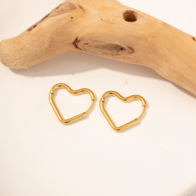MIJNTJE Love Heart Earrings