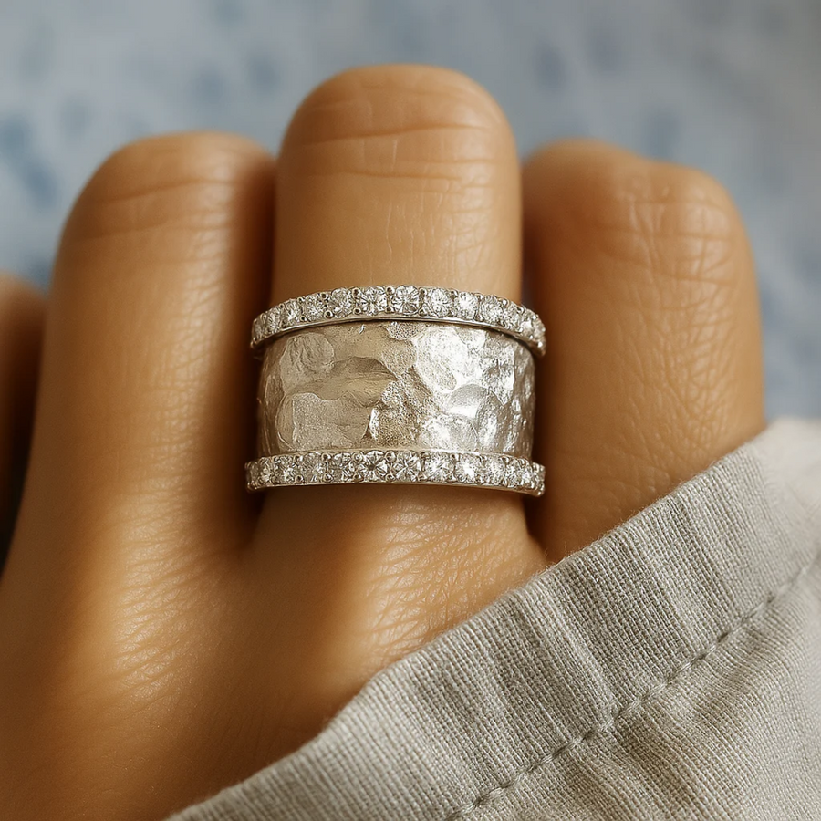 VINTAGE SILVERED ZIRCONIA RING