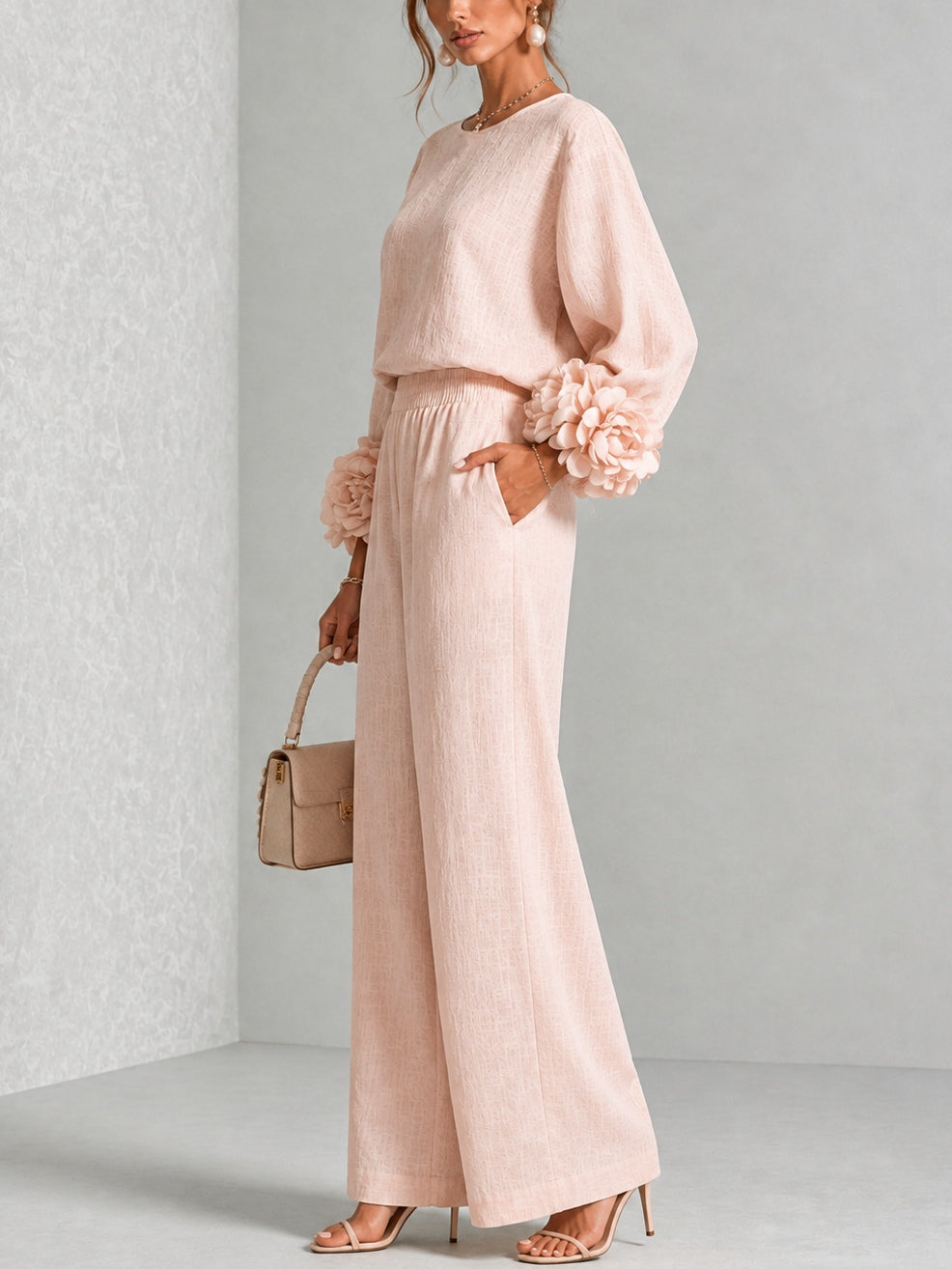 Rosalie - Set a Due pezzi con polsini floreali