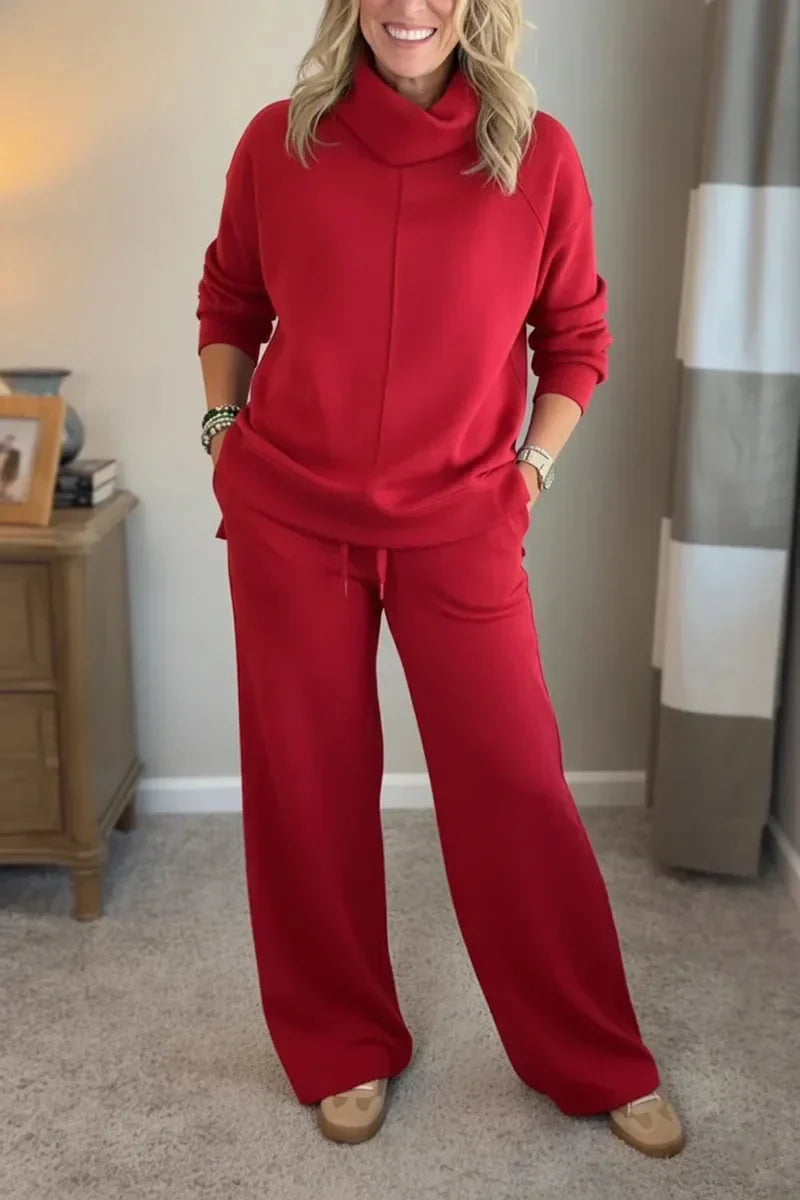 Sofia | Cozy Two-Piece Turtleneck Travel Set