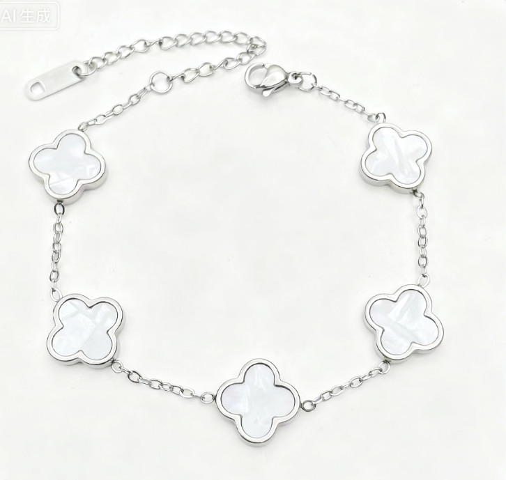 Silver Clover Bracelet